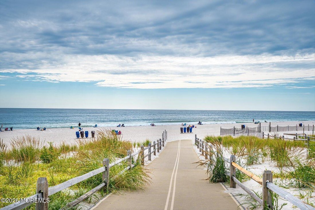 Condo in Seaside Park, New Jersey, United States 3 - 18973716