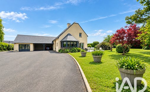 House in Lillemer, Brittany, France 1