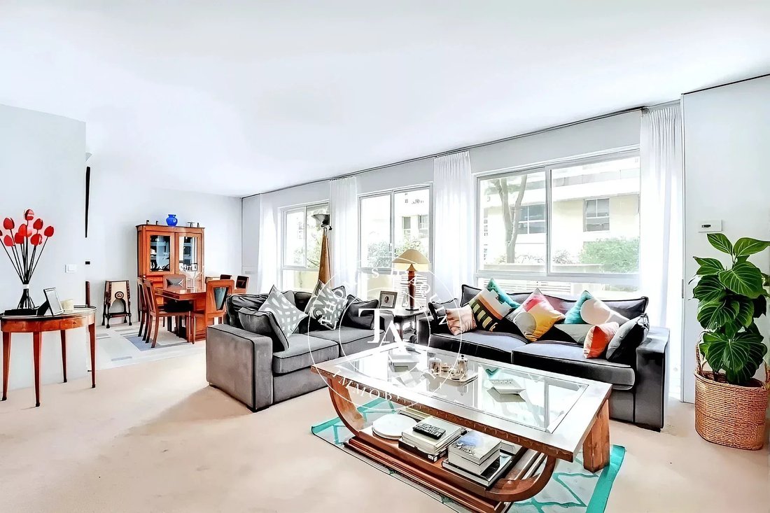 Apartment in Invalides, Paris 7e Arrondissement, Paris 1 - 17753178