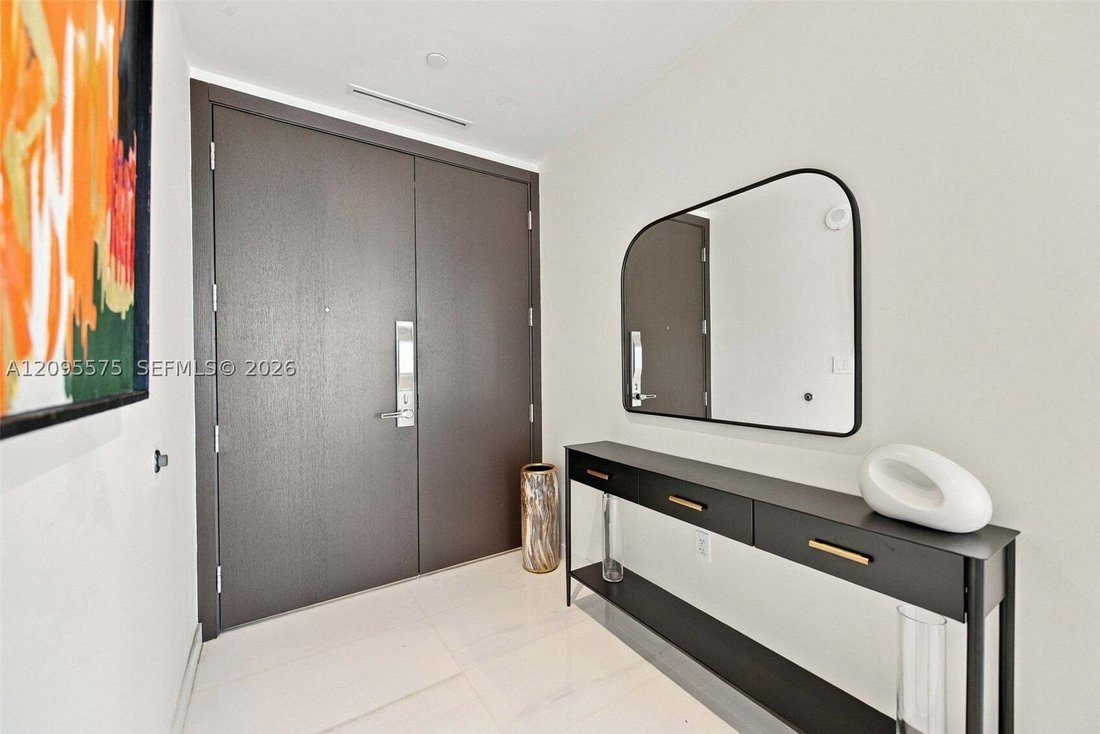 Condo in Miami, Florida, United States 4 - 18969845