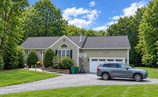 House in Mansfield, Massachusetts, United States 1