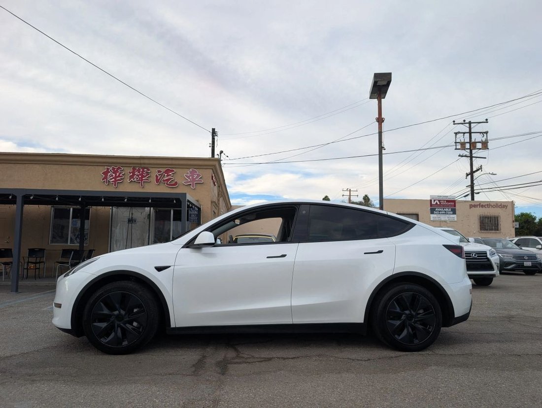 Suv in El Monte, CA, United States 5 - 18979814