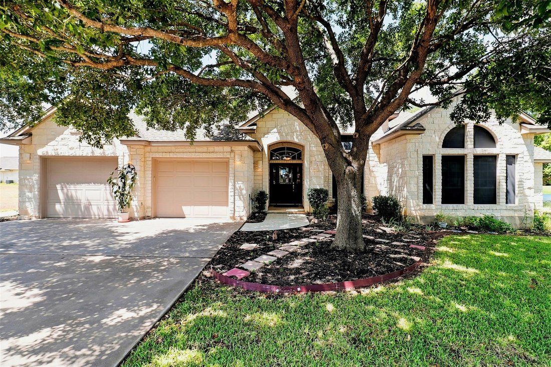 House in Marble Falls, Texas, United States 3 - 18969574