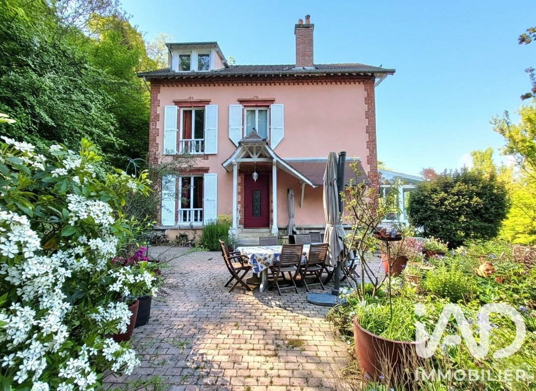 House in Nord, Parmain, France 2 - 18975541