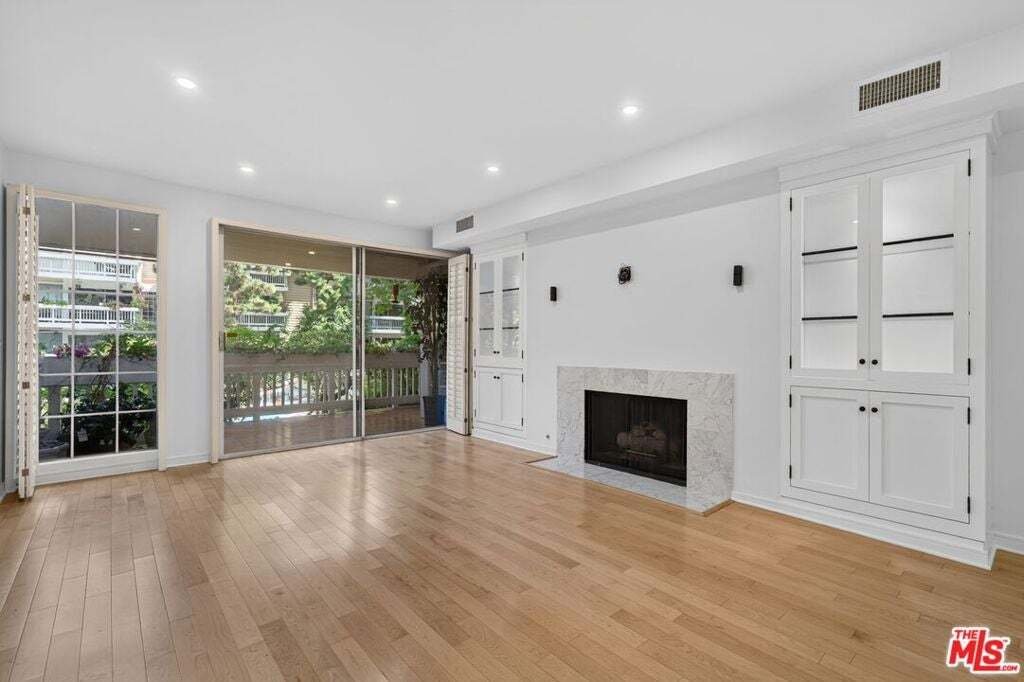 Condo in Marina del Rey, California, United States 5 - 18978949