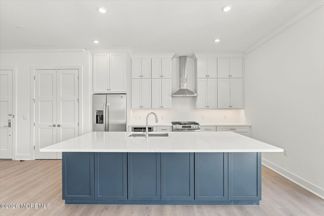 Condo in Neptune City, New Jersey, United States 3 - 18969382