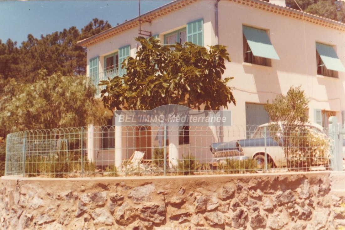Villa in Sud, Cavalaire-sur-Mer, France 1 - 18970678