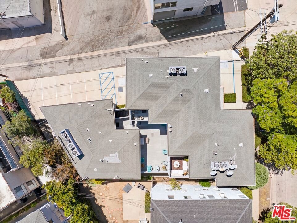 Los Angeles, California, United States 5 - 18973455