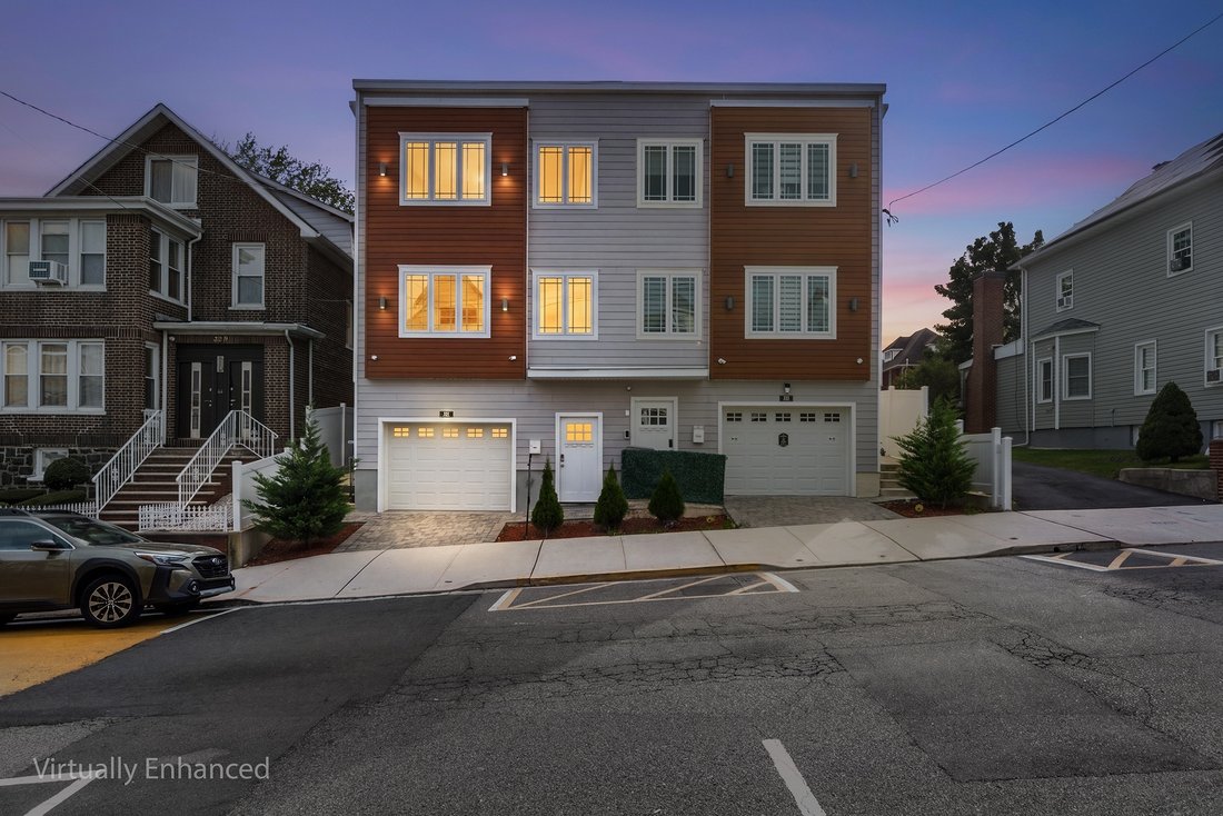 House in North Bergen, New Jersey, United States 1 - 18976452