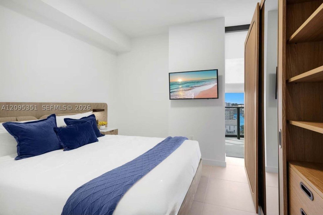 Condo in Miami Beach, Florida, United States 5 - 18976262