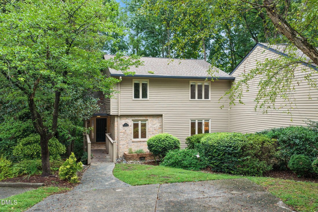 Townhouse in Chapel Hill, North Carolina, United States 2 - 18970089