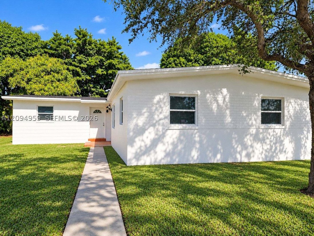 House in Miami, Florida, United States 1 - 18965327