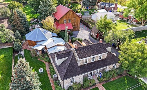 House in Centerville, Utah, United States 1