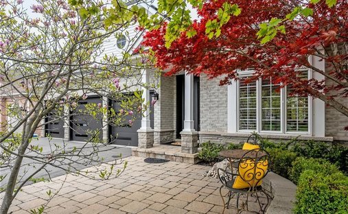 House in Burlington, Ontario, Canada 1