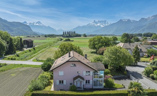 Villa in Rennaz, Vaud, Switzerland 1