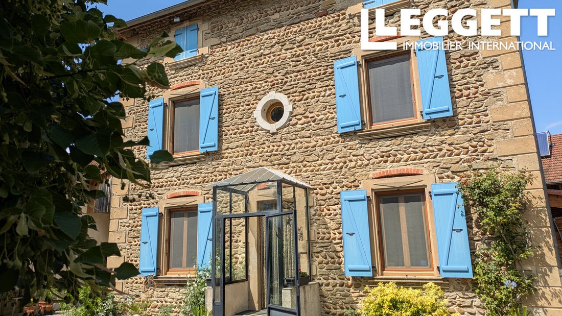 Country House in Saint-Christophe-et-le-Laris, Auvergne-Rhône-Alpes, France 2 - 17629507