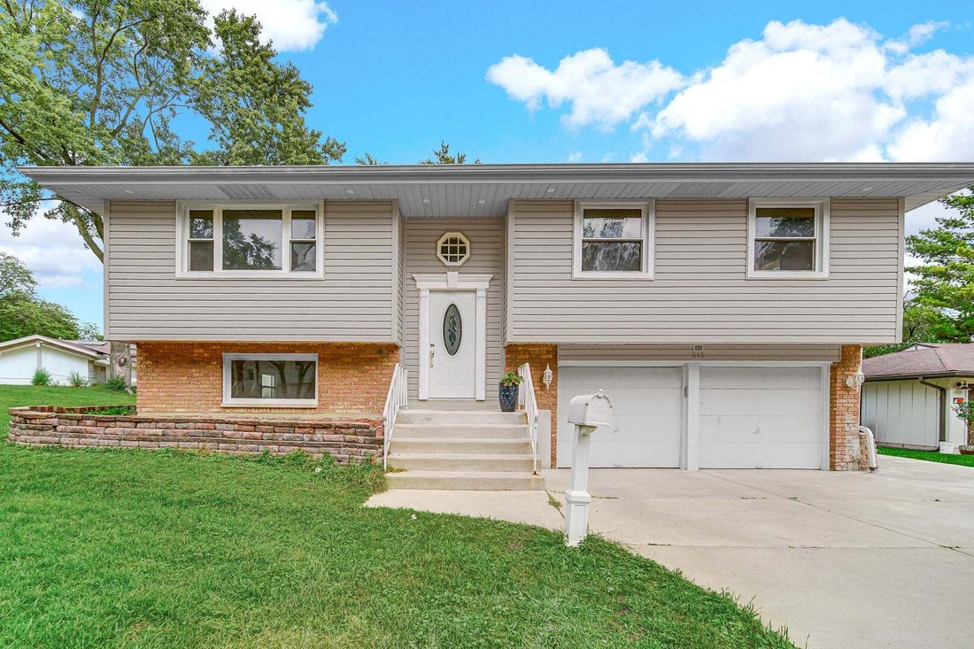 House in Schaumburg, Illinois, United States 1 - 18970202