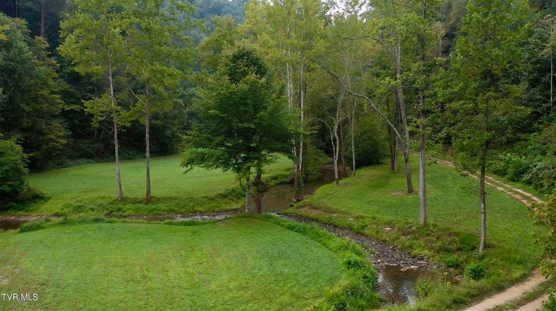 House in Surgoinsville, Tennessee, United States 4 - 18968930