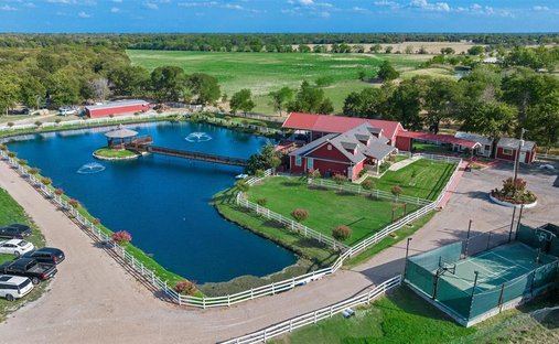 House in Caddo Mills, Texas, United States 1