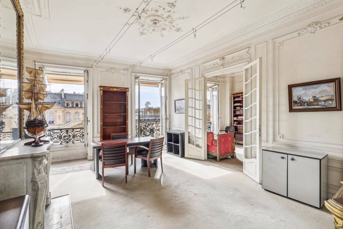 Apartment in Elysées-Madeleine, Paris 8e Arrondissement, Paris 4 - 15908248