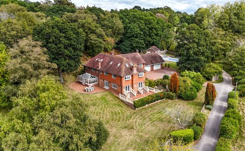 House in New Forest, Lyndhurst, England 1