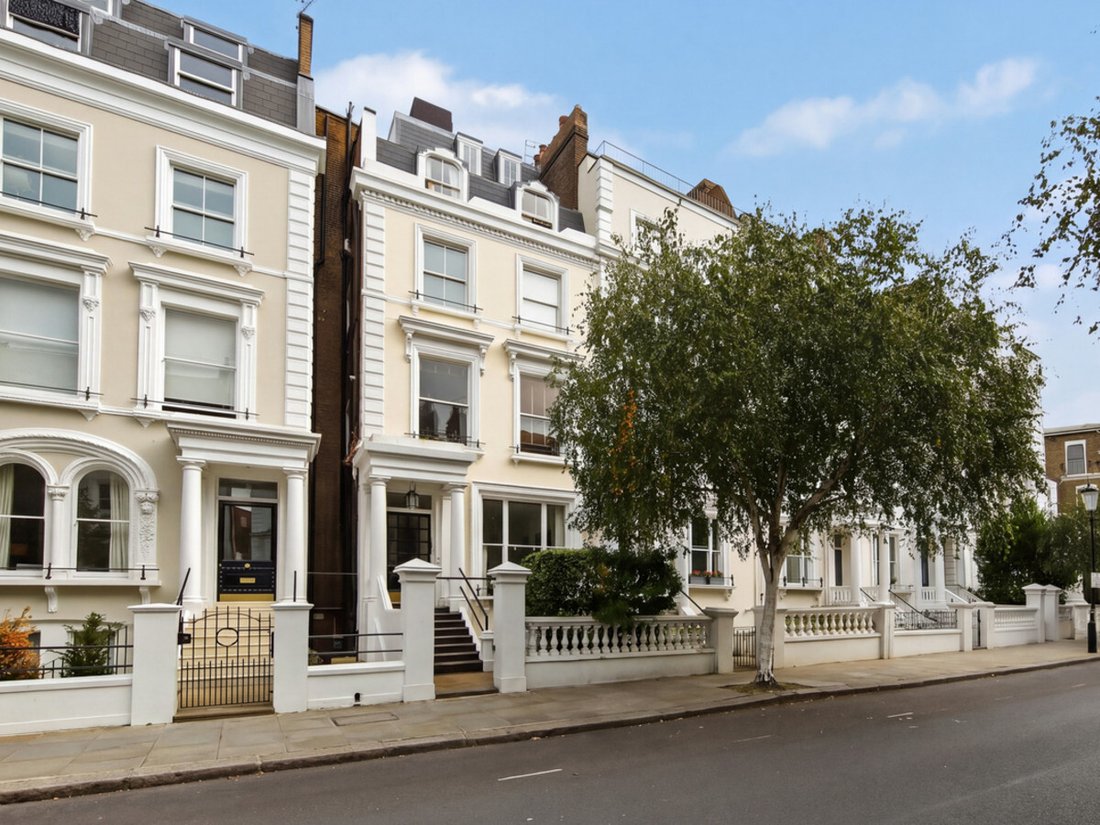 Apartment in Holland Park, Kensington And Chelsea, England 1 - 18971273