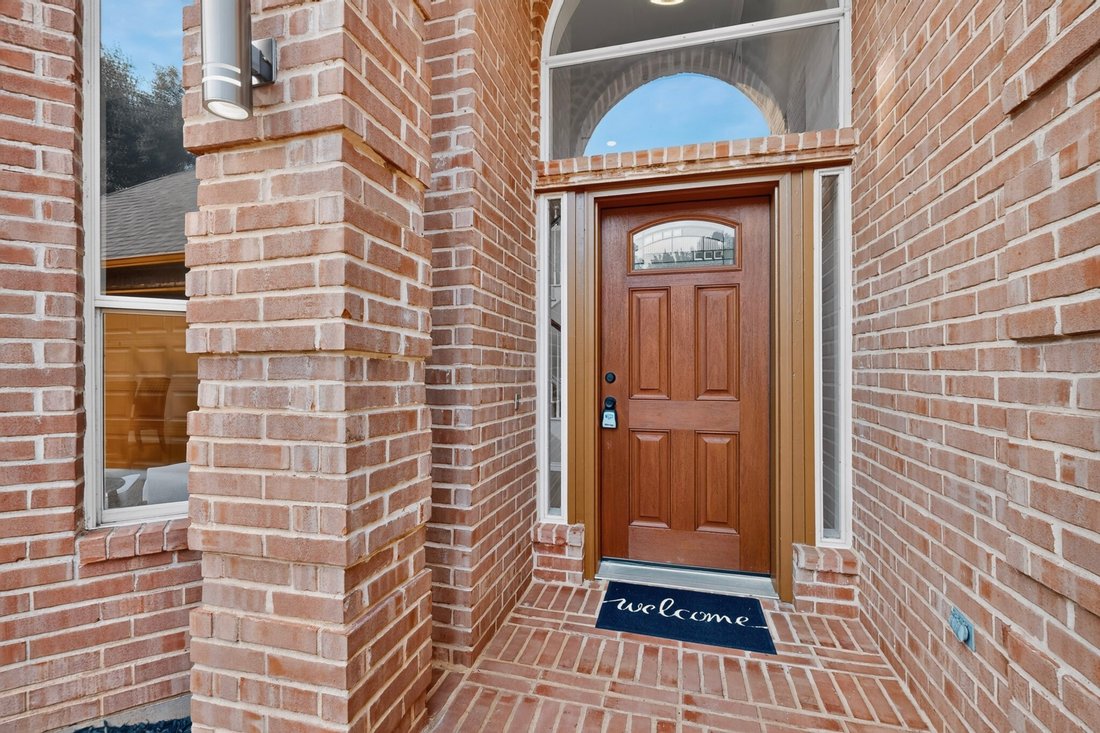 House in Lewisville, Texas, United States 5 - 18979085