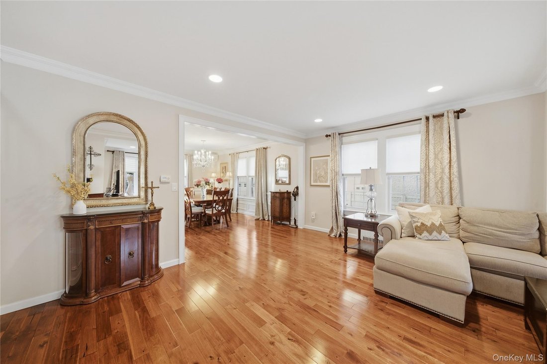House in New York, New York, United States 5 - 18968670