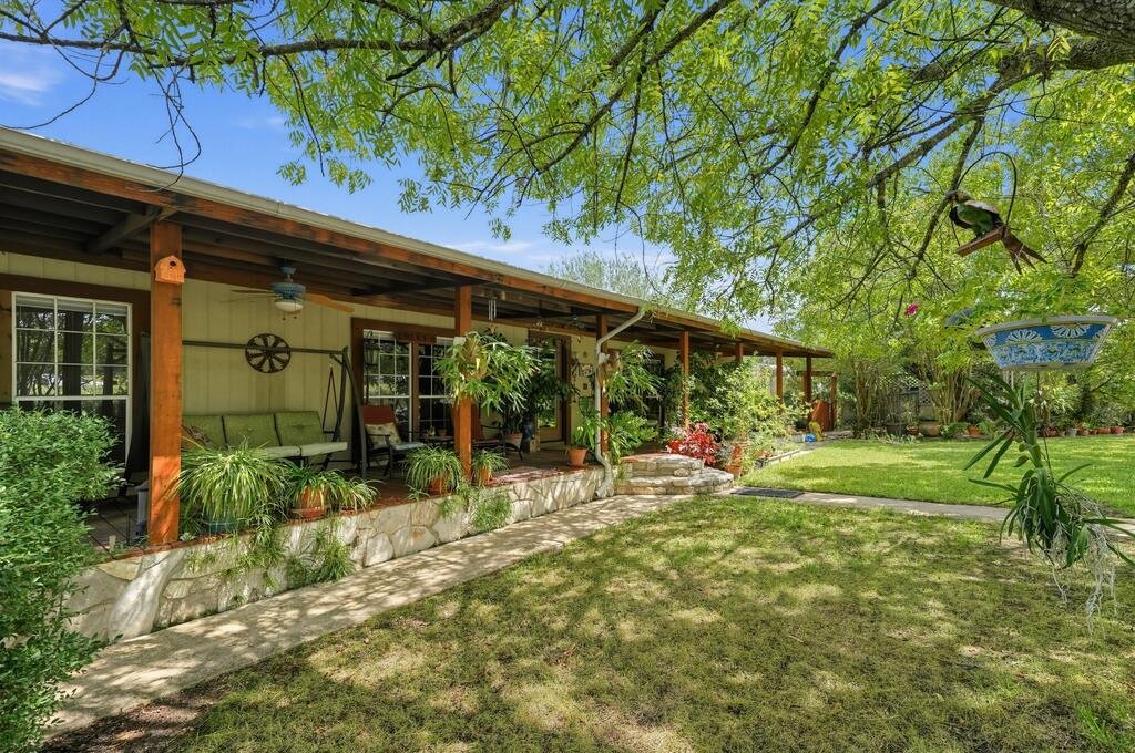 Kerrville, Texas, United States 1 - 18965110