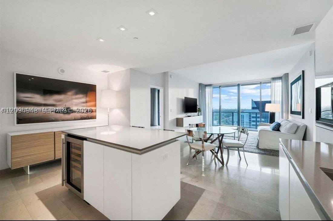 Condo in Miami, Florida, United States 1 - 18965442