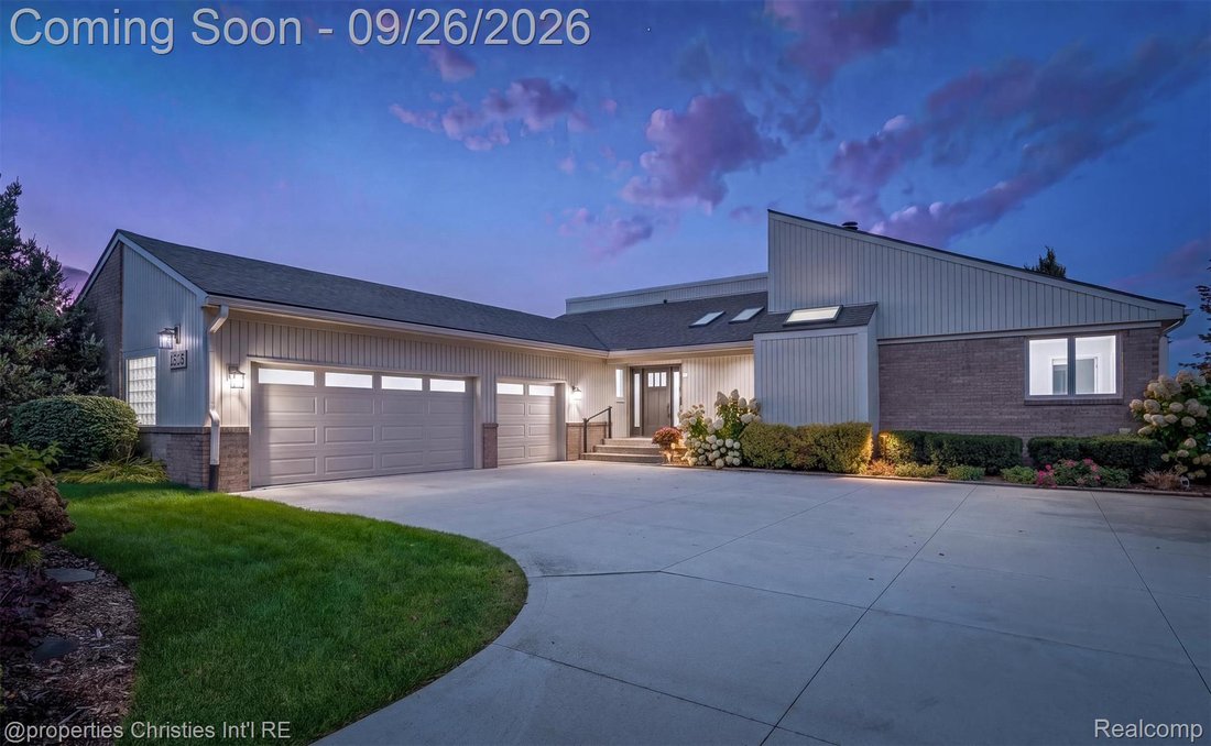House in Rochester Hills, Michigan, United States 3 - 18979605