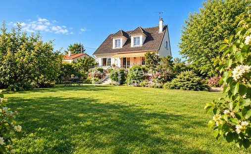 House in Saint-Germain-sur-Morin, Ile-de-France, France 1