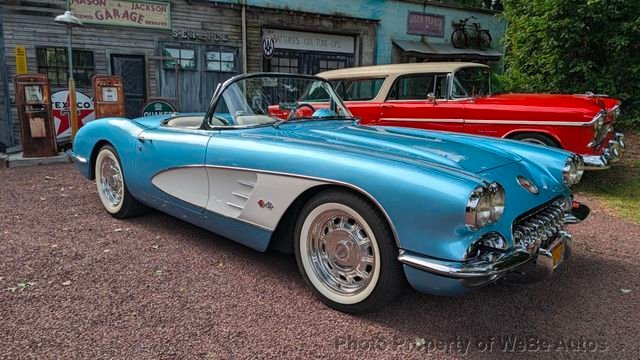 Chevrolet Corvette in Calverton, NY, United States 1 - 18969282