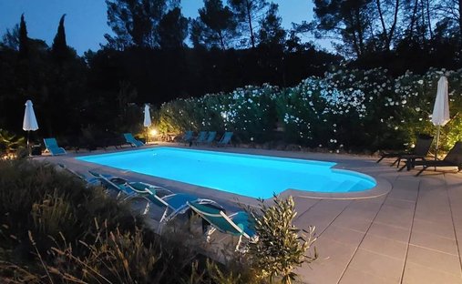 Villa in Est, Lorgues, France 1