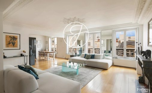 Apartment in Trudaine-Maubeuge, Paris 9e Arrondissement, Paris 1