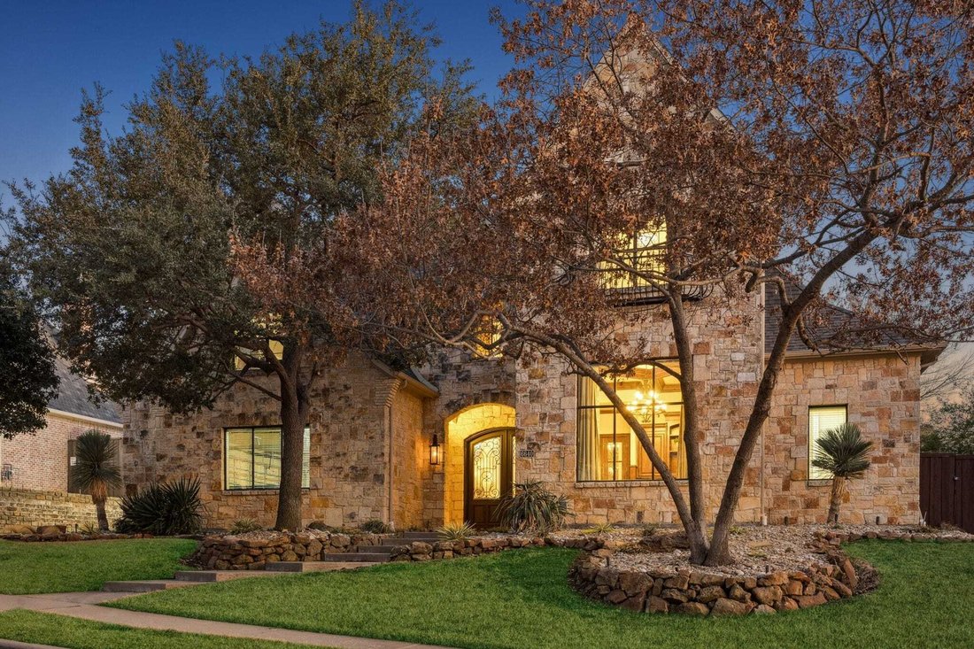 House in Plano, Texas, United States 1 - 18972759
