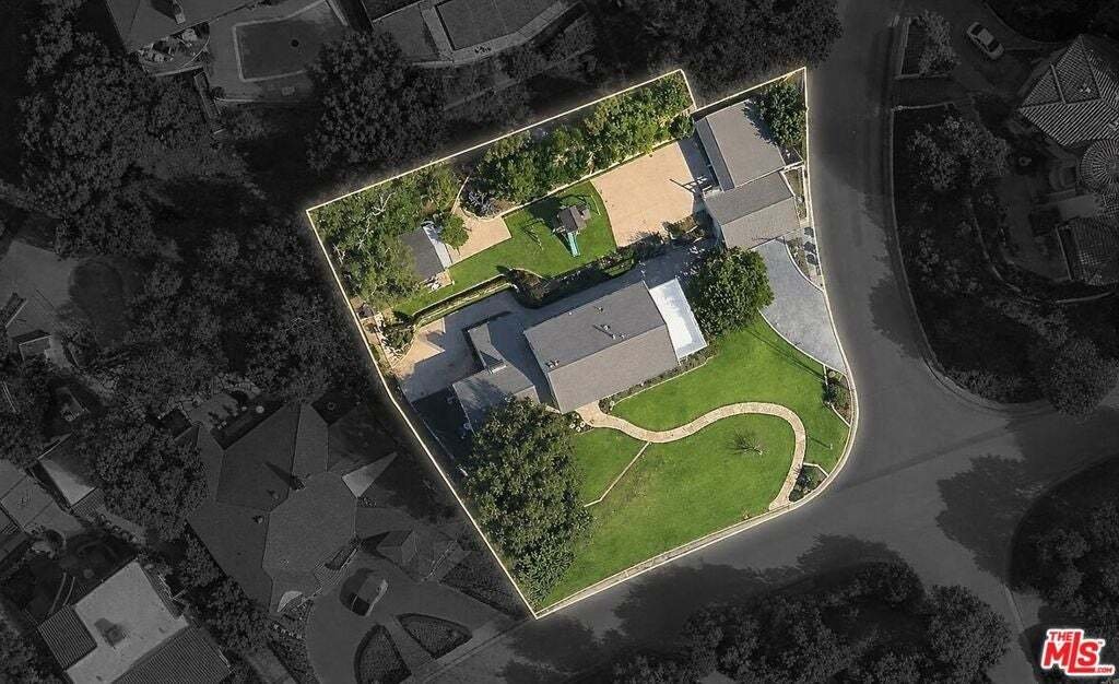 House in Glendale, California, United States 5 - 18973459