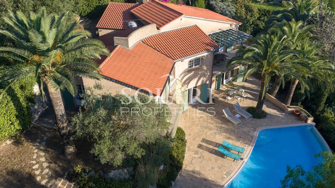 Villa in Théoule-sur-Mer, Provence-Alpes-Côte d'Azur, France 3 - 17619155