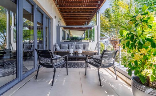 Country House in Sea Point, Atlantic Seaboard, Cape Town 1