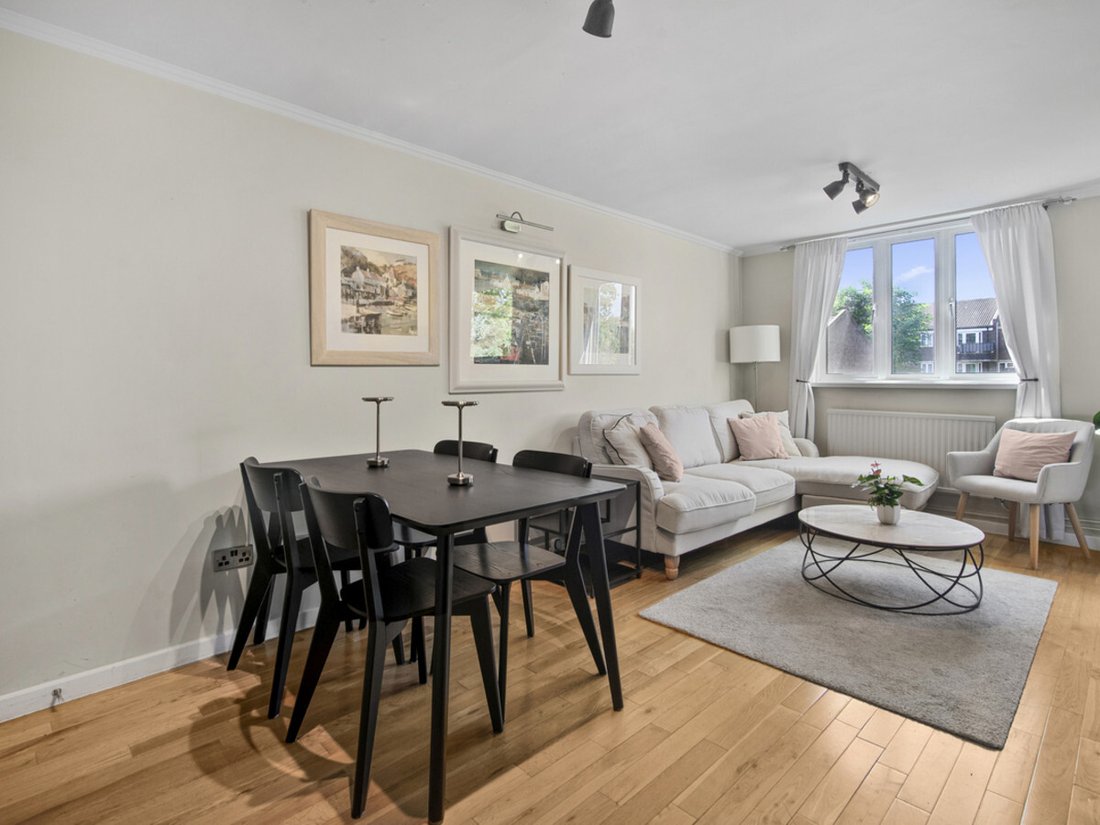 Apartment in St Pancras, Camden, England 1 - 18971262