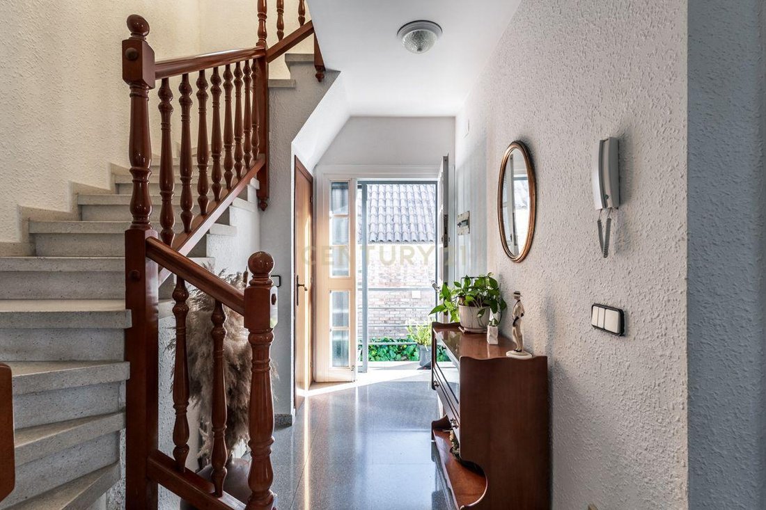 Villa in Viladecans, Catalonia, Spain 4 - 18974307