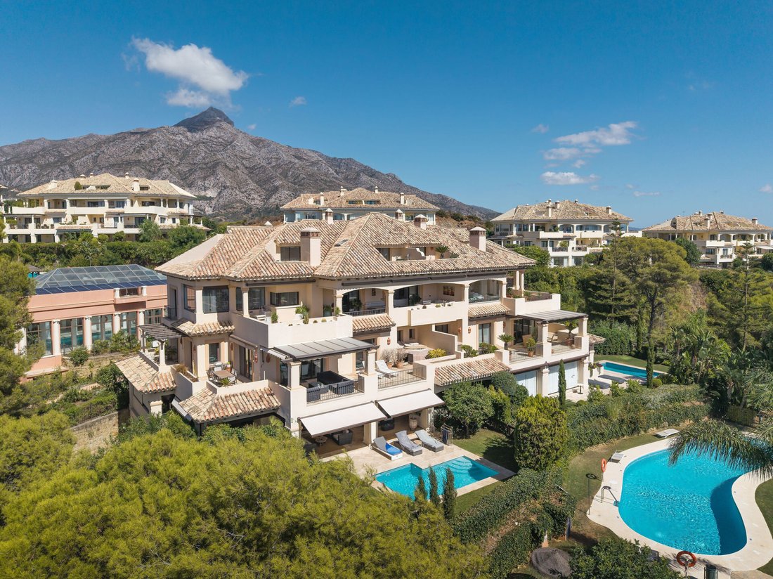 Penthouse in Nueva Andalucia, Marbella, Spain 2 - 18964887