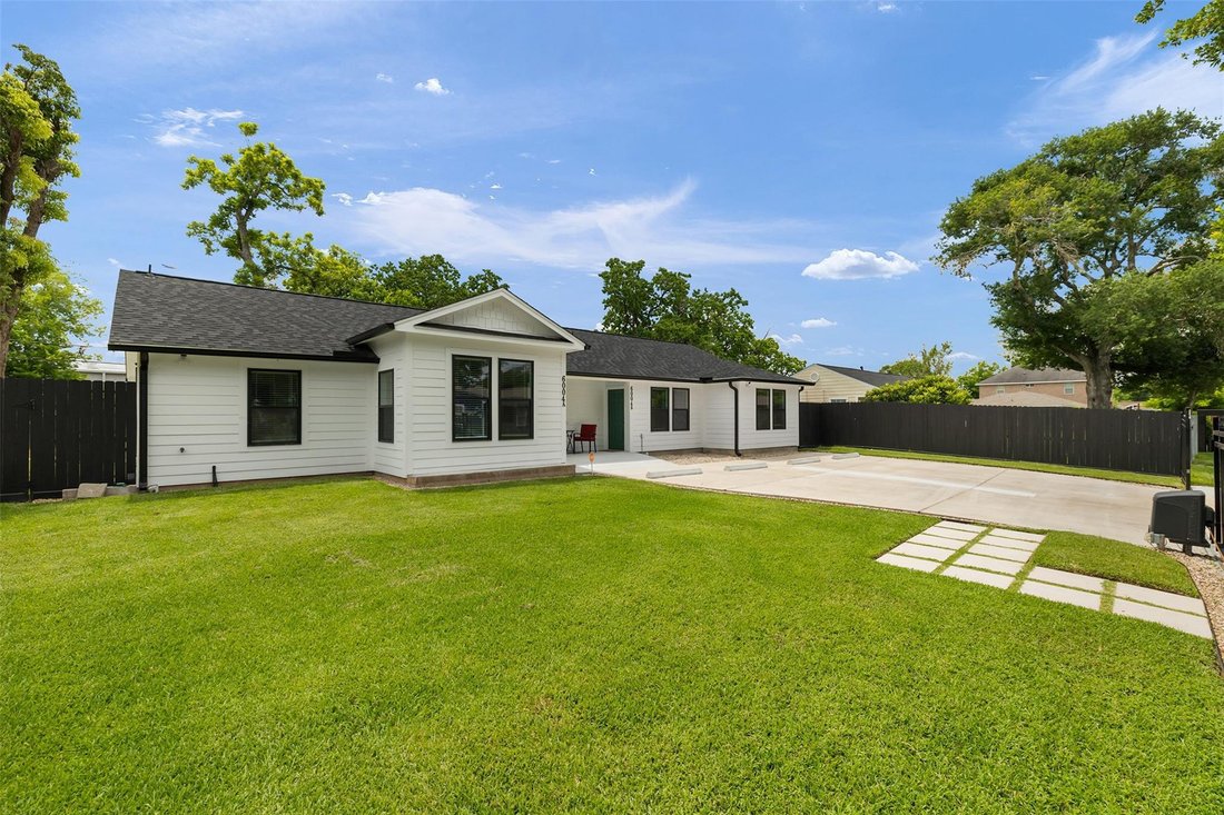 House in Houston, Texas, United States 2 - 18977764