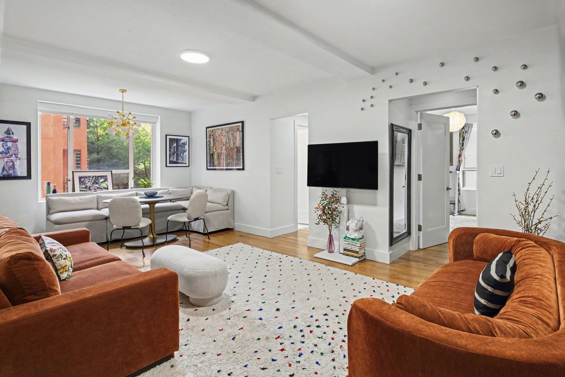 Co Op in New York, New York, United States 1 - 18970746