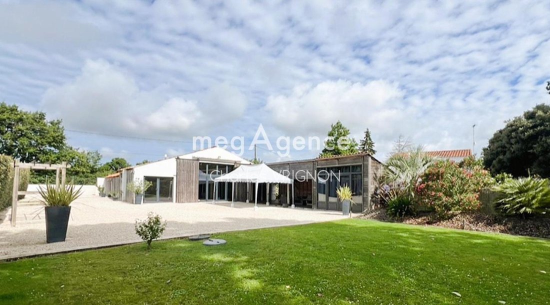 House in Les Sables-d'Olonne, Pays de la Loire, France 2 - 18966168