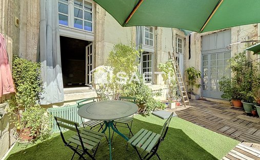 House in Avignon, Provence-Alpes-Côte d'Azur, France 1
