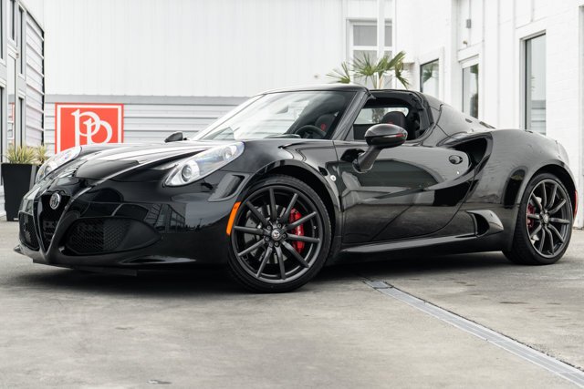 Cabriolet in Bellevue, WA, United States 3 - 18947040