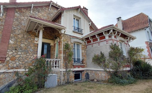 House in Centre Ville-Commerce, Enghien-les-Bains, France 1