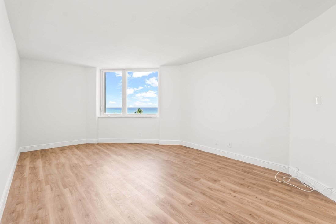 Condo in Boca Raton, Florida, United States 4 - 18970086