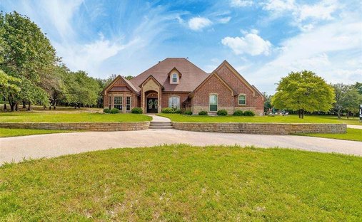 House in Poolville, Texas, United States 1